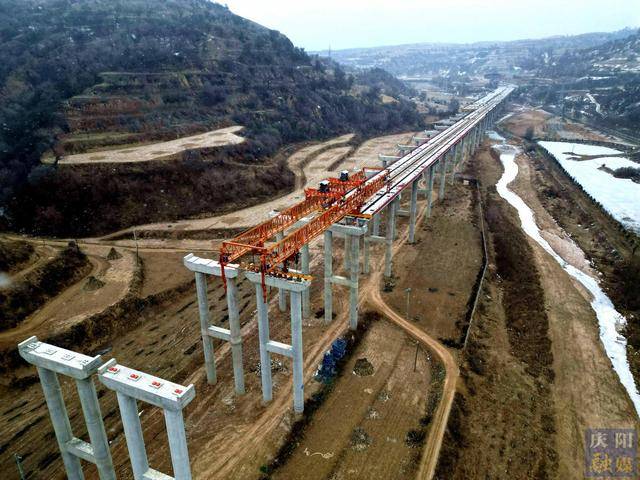 【攝影報道】G671線合水(太白)至華池公路工程建設熱潮涌:公路工程
